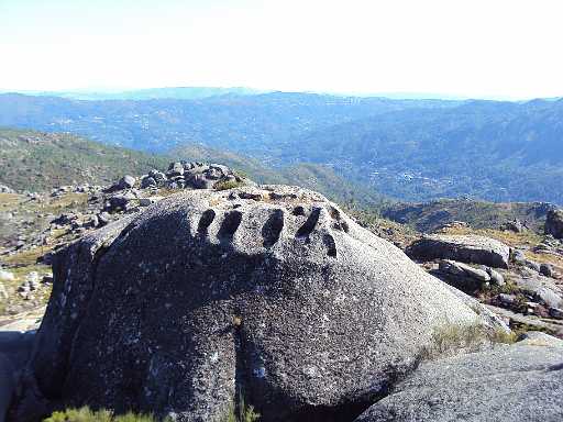 140- Rocha cusiosa.JPG